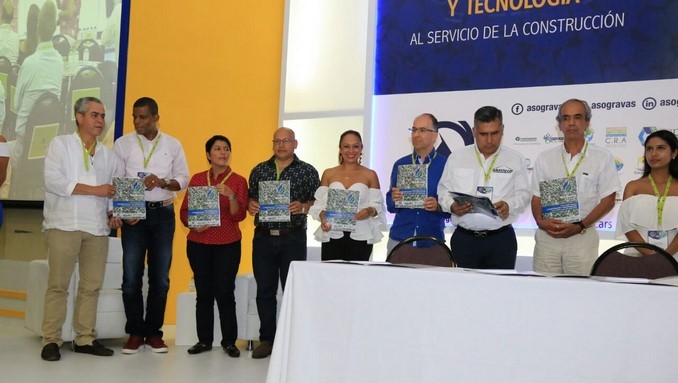 Gremio minero y autoridades ambientales en el Meta firmaron acuerdo para recuperar cuenca del río Guayuriba