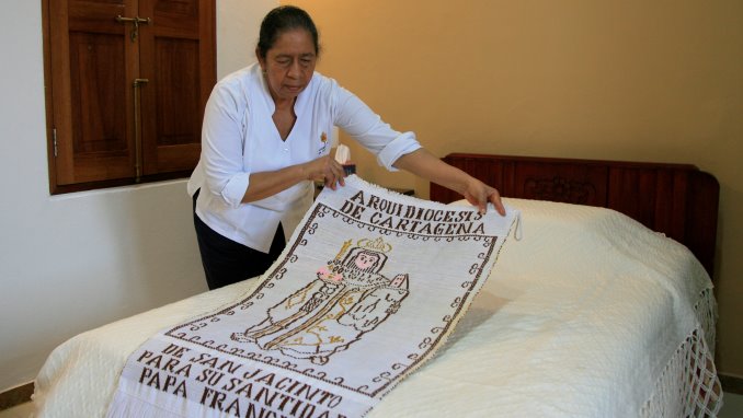 El papa Francisco descansará en una austera habitación en Cartagena
