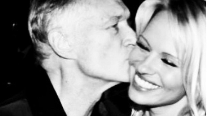 Hugh Hefner y Pamela Anderson/ Tomada de Instagram: @pamelaanderson