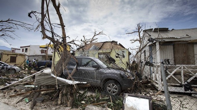 Los daños causados por el huracán Irma en los territorios franceses de ultramar San Martín y San Bartolomé se estiman en unos 1.200 millones de euros. / EFE