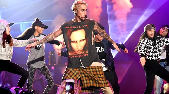 Captura tomada de Youtube: Rock Feed