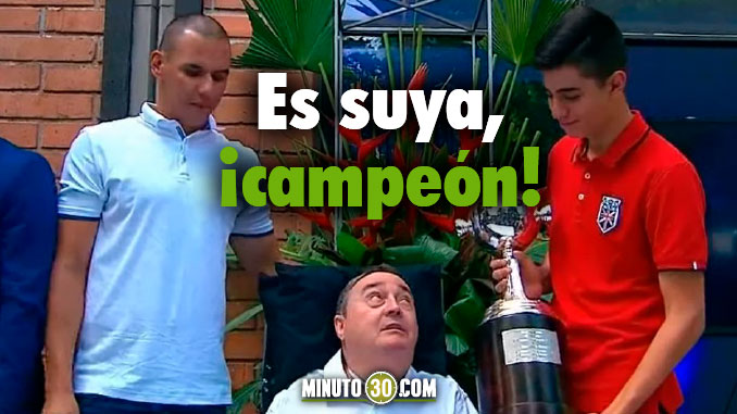 VIDEO: ¡Con la Libertadores!, homenajearon a Luis Fernando Montoya 1 luis fernando montoya