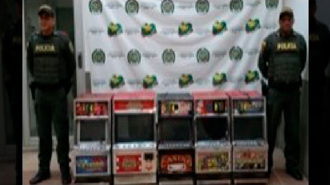 En Apartadó la Policía incautó cinco máquinas tragamonedas