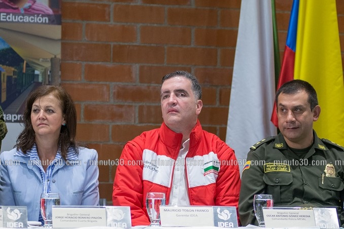 Así fue el recorrido de Mauricio Tobón como 'gobernador en la noche'