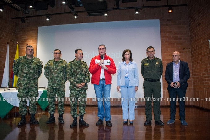 Así fue el recorrido de Mauricio Tobón como 'gobernador en la noche'