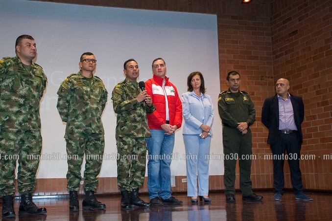 Así fue el recorrido de Mauricio Tobón como 'gobernador en la noche'