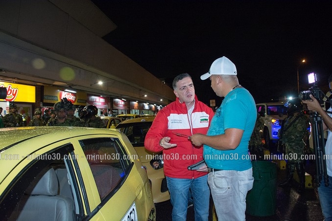 Así fue el recorrido de Mauricio Tobón como 'gobernador en la noche'