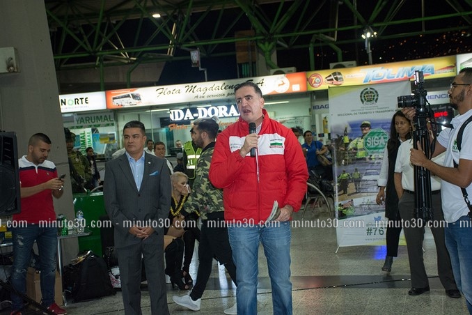 Así fue el recorrido de Mauricio Tobón como 'gobernador en la noche'