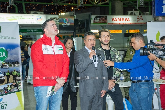 Así fue el recorrido de Mauricio Tobón como 'gobernador en la noche'