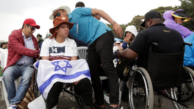 Militares mutilados y heridos en medio del conflicto aguardan la paz que trae el papa