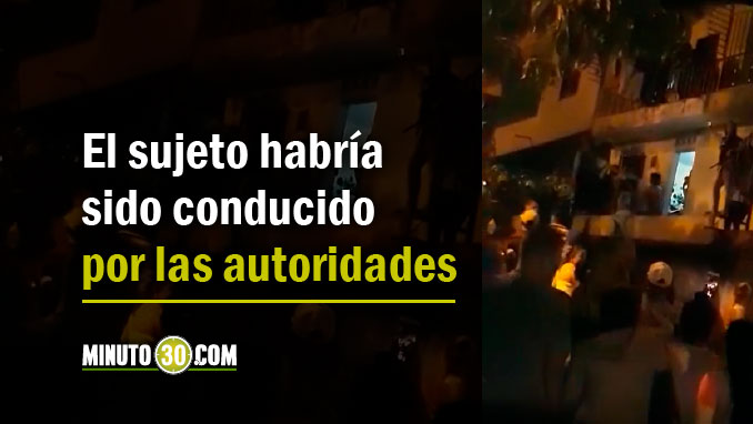 multitud en el popular #1