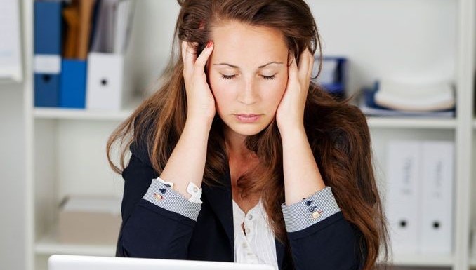 acoso_mujer_estres_