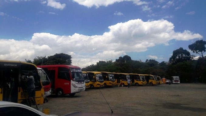 FOTOS: Autoridades dieron a conocer a tres sindicados de extorsionar buses de la Comuna 5, Castilla 1 Ruta 262, buses Castilla, paro