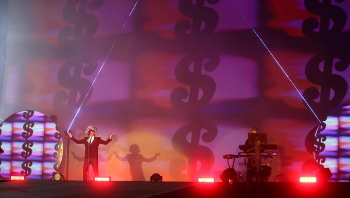 Imagen de archivo de Neil Tennant y Chris Lowe (d) del grupo de Rock británico Pet Shop Boys en el primer día del festival de música Rock in Río, en Río de Janeiro (Brasil). EFE