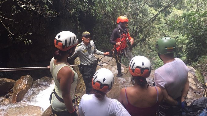 Policía de Turismo realizó operativos de control a actividades de torrentismo en Envigado