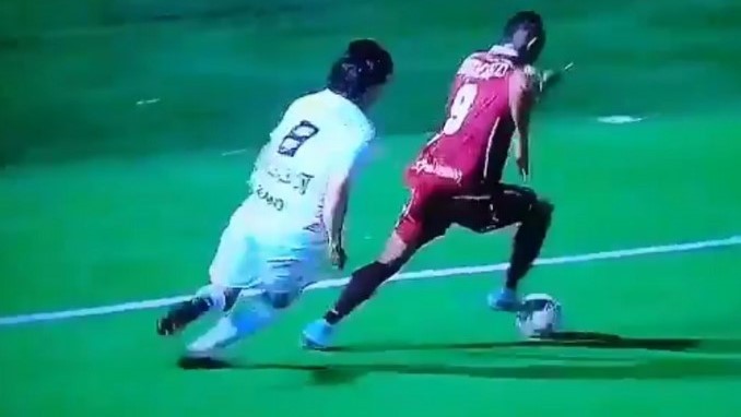 VIDEO: Fisura en el tobillo por esta violenta patada de Robayo 3 robayo angello