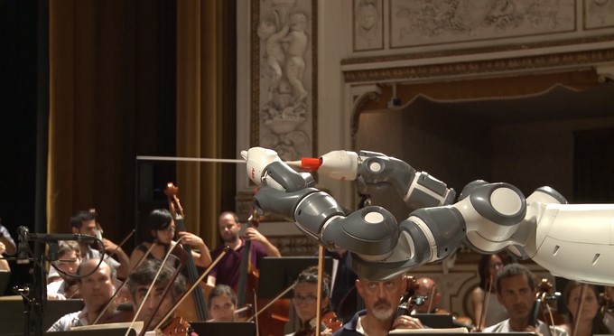 Robot YuMi/ Tomada de Youtube: ABB