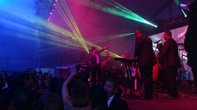 Sergio Vargas derrocha carisma y energía en Bogotá