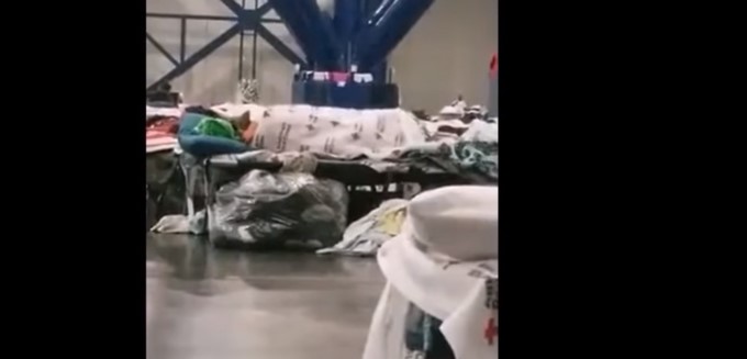 VIDEO: Sostuvieron relaciones sexuales en albergue para damnificados por el huracán