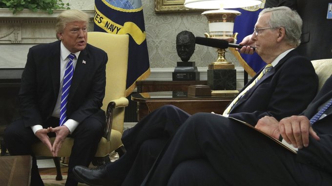 Trump espera que el Congreso actúe en favor de los “soñadores” beneficiados por el DACA