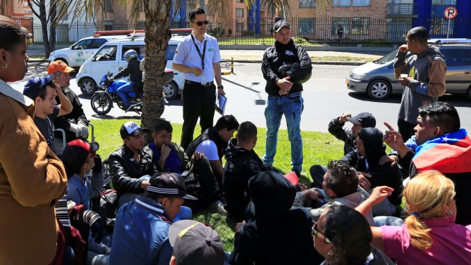 Venezolanos en Colombia piden al papa Francisco que interceda por su país