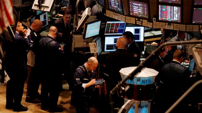 Wall Street cierra con ganancias