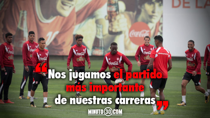 Los peruanos destacan su fortaleza como equipo y el compromiso de ir al Mundial