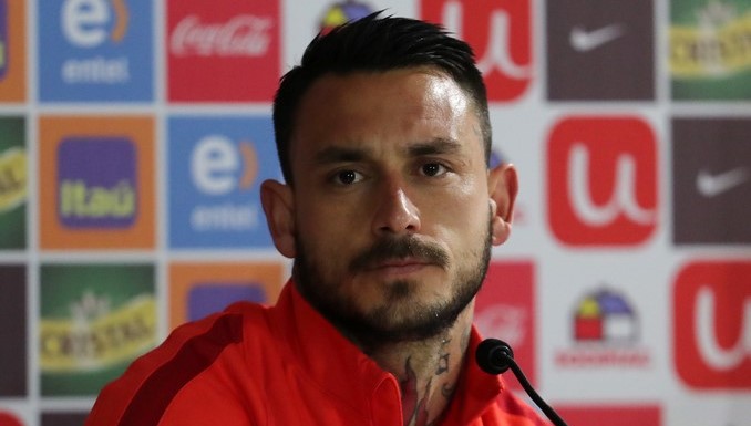 Pinilla: “No se nos pasa por la cabeza quedar por fuera del mundial”