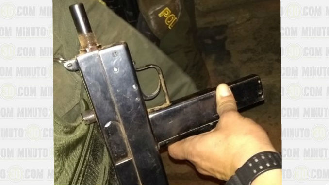 ¿Qué iba hacer con eso? Andaba por Caldas con una subametralladora 1 Armas_de_Fuego_Incautadas_subametralladora