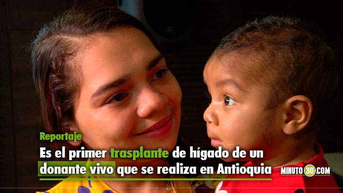 Fernanda Gómez y su hijo Luis Ángel. FOTO/Captura de pantalla.