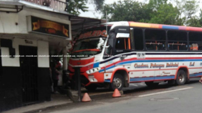 Bus_Robledo_El_Diamante