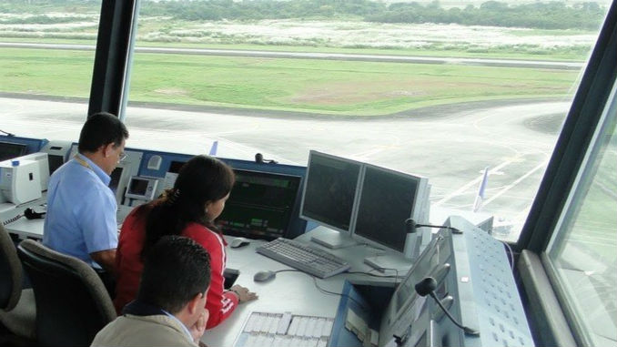 Controladores_Aereos_2