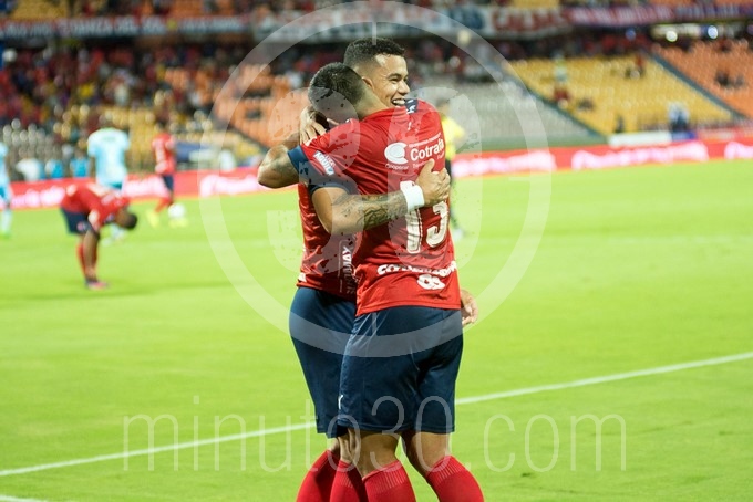 EN FOTOS: Así fue el domingo de fútbol en el Atanasio Girardot 13 DIM 4