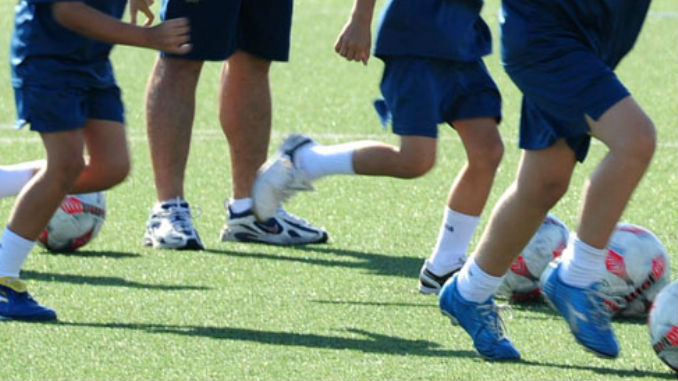 Entrenador_escuela_Futbol