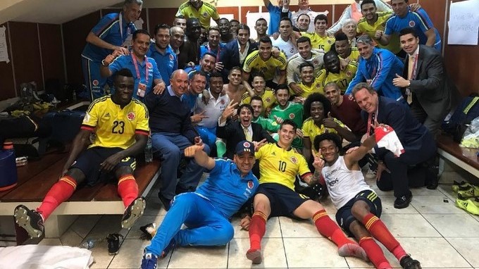 EN FOTO: Así celebran los jugadores de la Selección 2 Jugadores-de-la-Selección Colombia