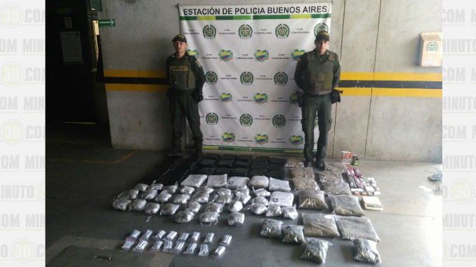 FOTOS: 26.000 gramos de marihuana tipo 'cripa' fueron abandonados en Loreto 2 Marihuana_Buenos_Aires_1
