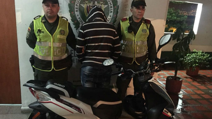 Moto_Hurtada_Menor_Aprehendido