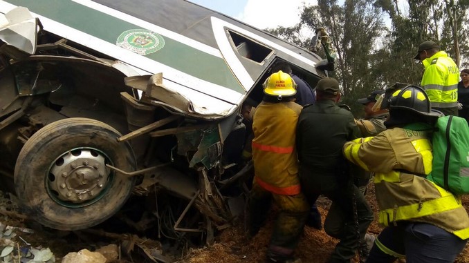 Accidente en Chusacá, Cundinamarca, dejó un uniformado de la Policía muerto