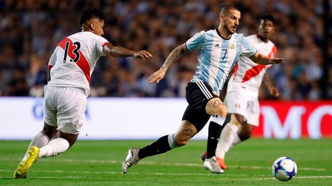 Hoy, Argentina afuera y Perú adentro