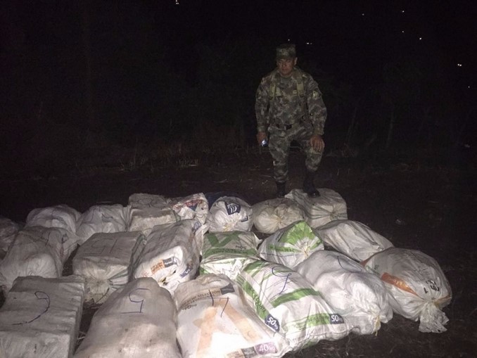 Ubican centro de acopio subterráneo en Montebello con más de 700 kilos de droga del 'Clan del Golfo'