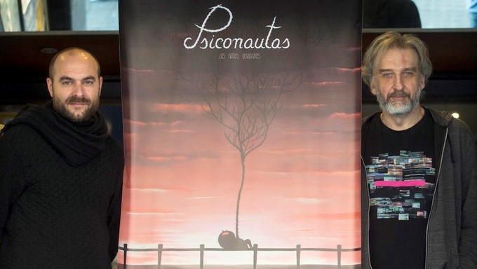 Los directores Pedro Rivero (d) y Alberto Vázquez, ganadores del Goya 2017 al mejor largometraje animado por "Psiconautas". EFE/Archivo