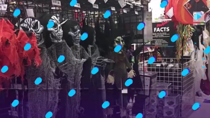 EN VIDEO:  Los disfraces de Halloween más populares para este año