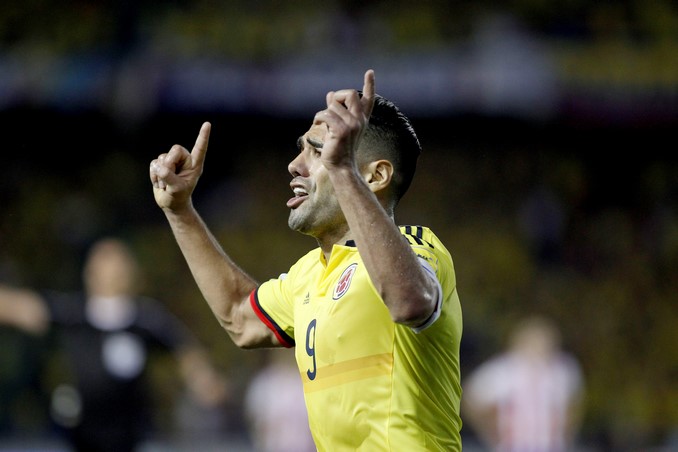 FOTOS: Desazón, Colombia dejó escapar la clasificación de las manos 15 falcao gol 2