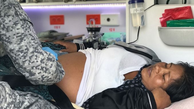 Fuerza Aérea trasladó a dos mujeres indígenas en el Cauca que se encontraban en delicado estado de salud