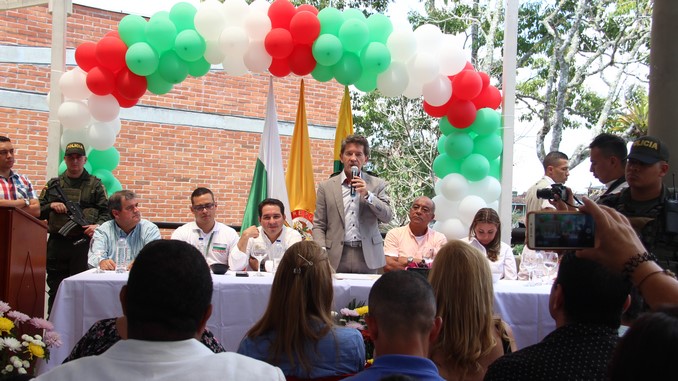 Se destinarán $3.000 millones para la modernización de la plaza de mercado de Yolombó: Gobernación