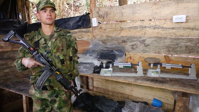 Otro golpe contra el 'Clan del Golfo'. Ejército neutralizó un laboratorio para procesar coca en El Peñol