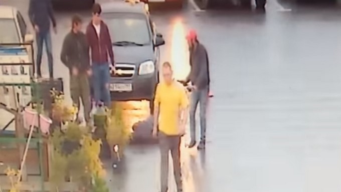 EN VIDEO: Mató a su peluquero porque no le gustó el corte de cabello
