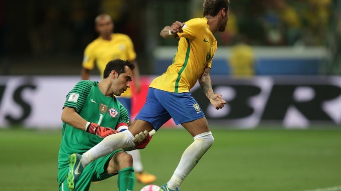 Jugador chileno “ofendió a mi madre y a la de Neymar”