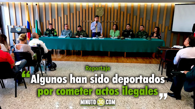 Gobernador Luis Pérez y autoridades departamentales en rueda de prensa. Foto/Minuto30