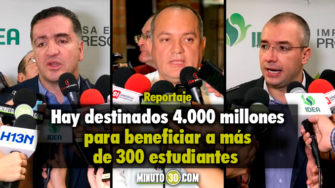 Mauricio Tobón <a class=